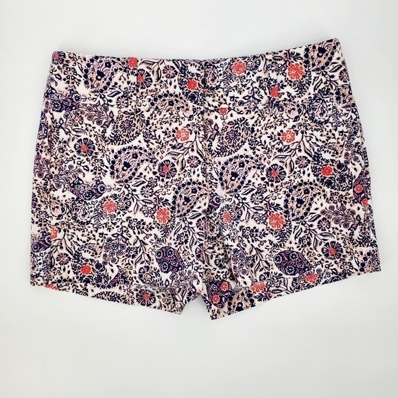 Ann Taylor Women's Floral Shorts - Picture 1 of 7